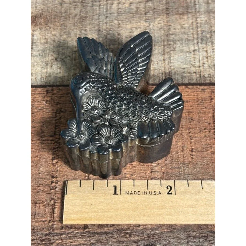 Unbranded hummingbird silver
